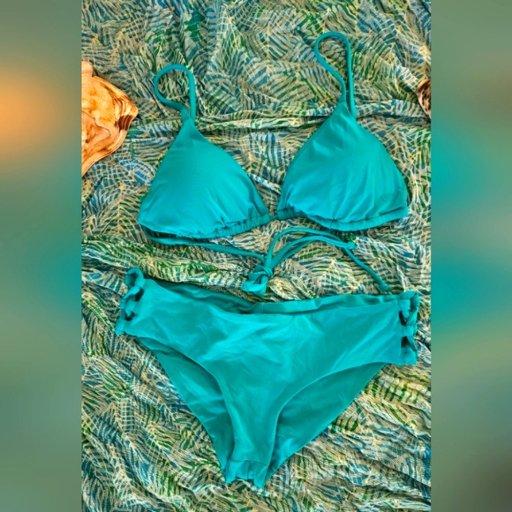 L*SPACE Cheeky Bikini